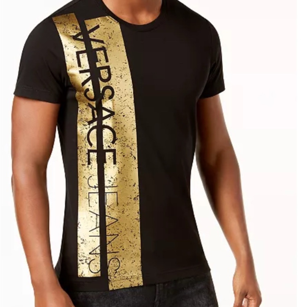 ❤️❤️ Versace
Men's Graphic-Print T-Shirt❤️❤️size S